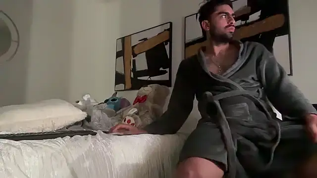 Snapshot of Carlos-195- chatting on 10.26.25 Carlos-195- online show from 10.26.25