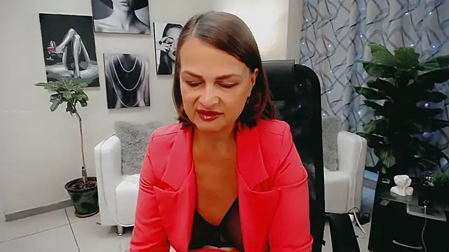 Favorite 0 online show from 02.06.26