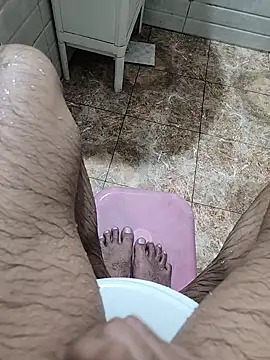 Snapshot of surfer_fun29 chatting on 12.09.24 surfer fun29 online show from 12.09.24