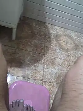 Snapshot of surfer_fun29 chatting on 03.12.25 surfer fun29 online show from 03.12.25