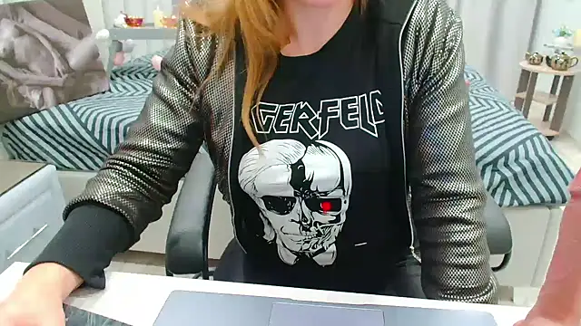 EveLove33 online show from 04.04.26