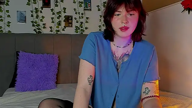 Snapshot of miss_Lizzy chatting on 01.21.25 miss Lizzy online show from 01.21.25