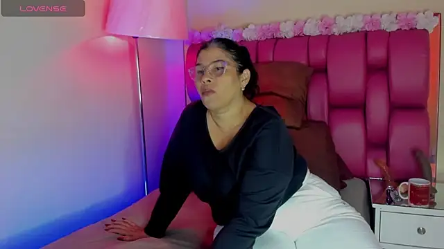 desire matture online show from 02.17.25