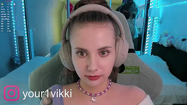 Vikki Cheese online show from 02.13.25