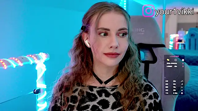 Vikki Cheese online show from 11.10.25