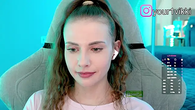 Vikki Cheese online show from 11.12.25