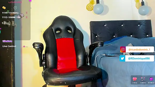 Snapshot of FuckHardlove chatting on 01.24.25 FuckHardlove online show from 01.24.25