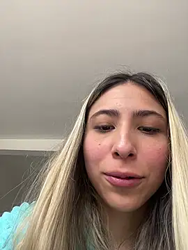 Ameellie online show from 10.25.25