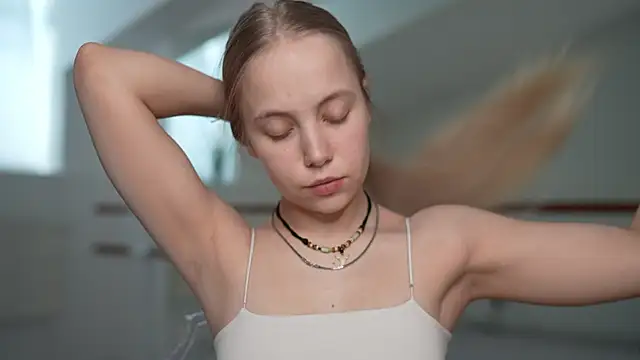  Appr0ved  online show from 02.15.25