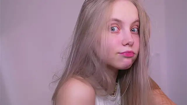  Appr0ved  online show from 03.06.25