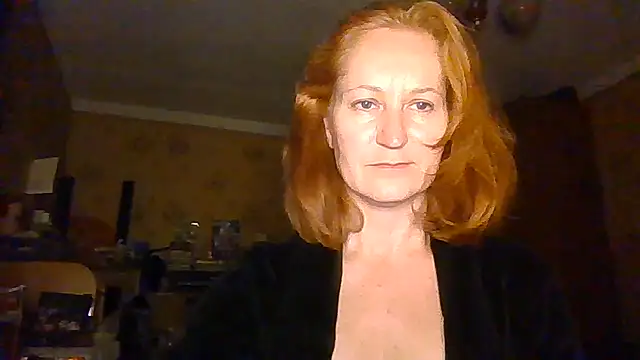 Snapshot of AmellyGrand chatting on 05.27.26 AmellyGrand online show from 05.27.26