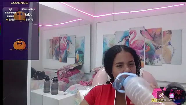 Snapshot of alegriamartinez chatting on 11.01.25 alegriamartinez online show from 11.01.25