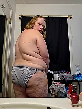 Snapshot of virgieblanca chatting on 10.16.25 virgieblanca online show from 10.16.25