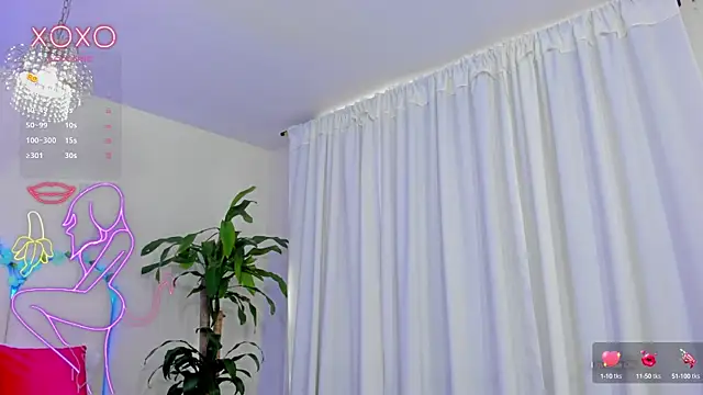Snapshot of Coco_Kiss chatting on 02.15.25 Coco Kiss online show from 02.15.25