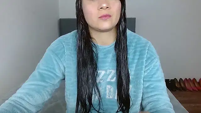 Snapshot of celeste_2023 chatting on 11.24.25 celeste 2023 online show from 11.24.25