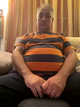 Russirayu online show from 11.16.25