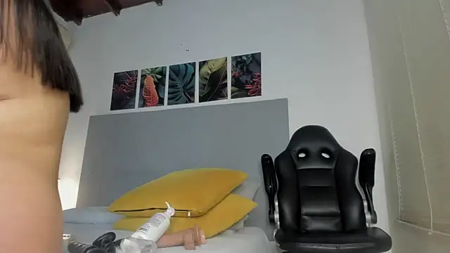 Snapshot of _Molly_rosse_ chatting on 02.18.26 Molly rosse online show from 02.18.26