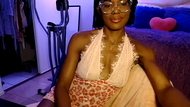 Snapshot of CocoSage chatting on 06.15.26 CocoSage online show from 06.15.26
