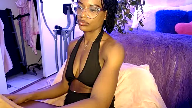 Snapshot of CocoSage chatting on 07.07.26 CocoSage online show from 07.07.26