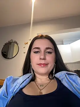 Teylor Love online show from 12.18.24