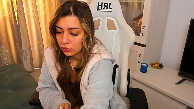 EveEvian online show from 01.19.25