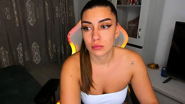 EveEvian online show from 01.24.25