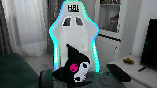 EveEvian online show from 02.02.25