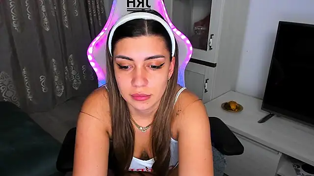 EveEvian online show from 02.23.25