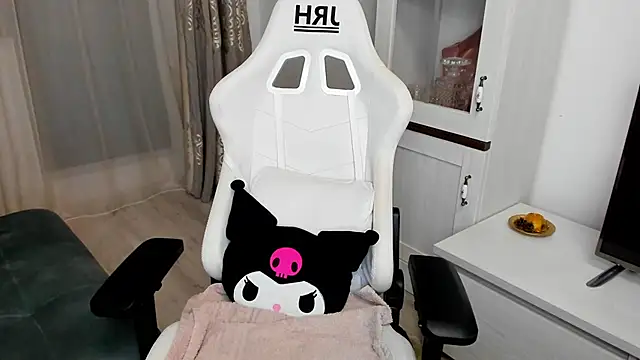 EveEvian online show from 03.05.25