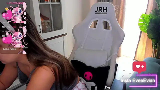 EveEvian online show from 03.10.25