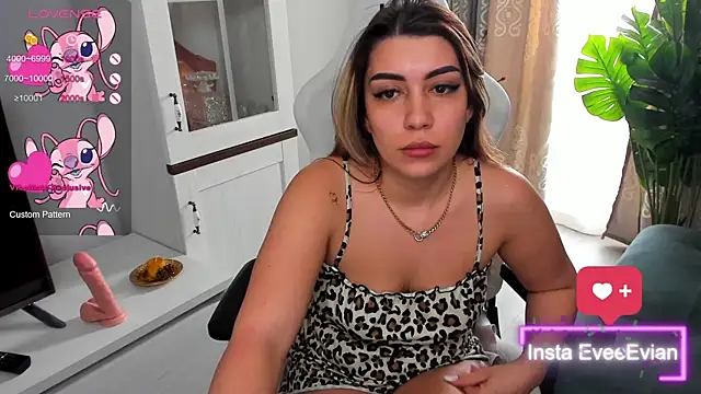 EveEvian online show from 03.12.25