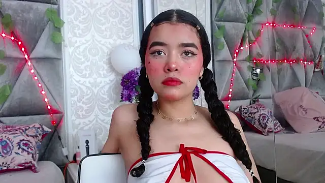 Snapshot of Angela_lovee chatting on 01.07.25 Angela lovee online show from 01.07.25