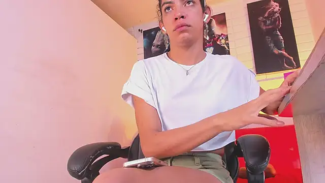 Alahia Rodriguez online show from 11.11.25