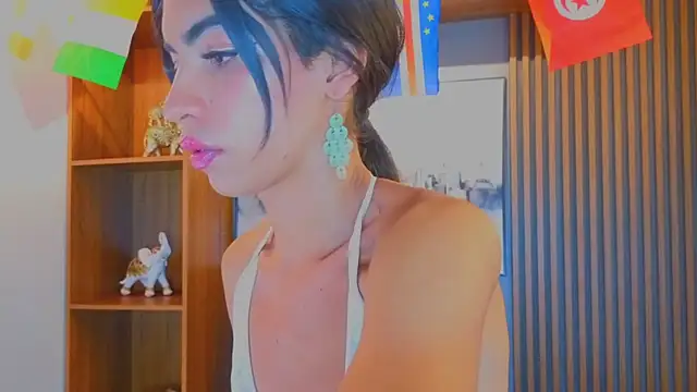 Alahia Rodriguez online show from 07.16.26