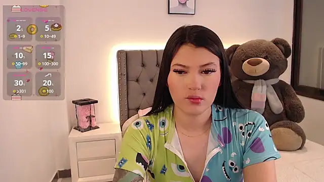 Nicols66 online show from 11.17.25