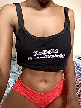 Snapshot of chalie_roy chatting on 09.15.25 chalie roy online show from 09.15.25