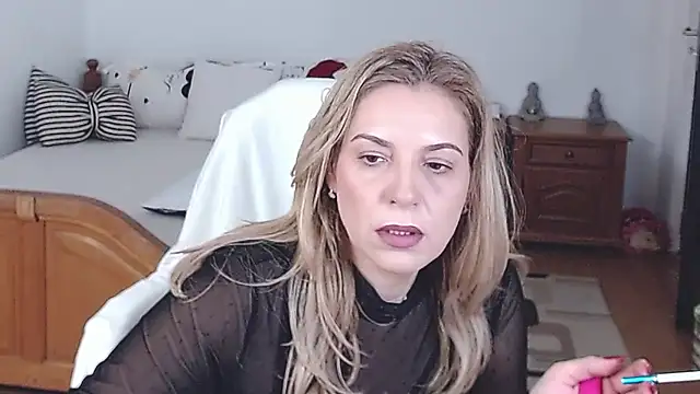 evamaria2024 online show from 03.17.25