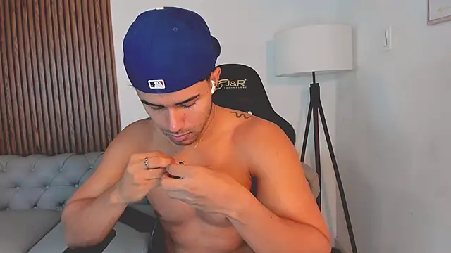 liam collins21 online show from 10.17.25