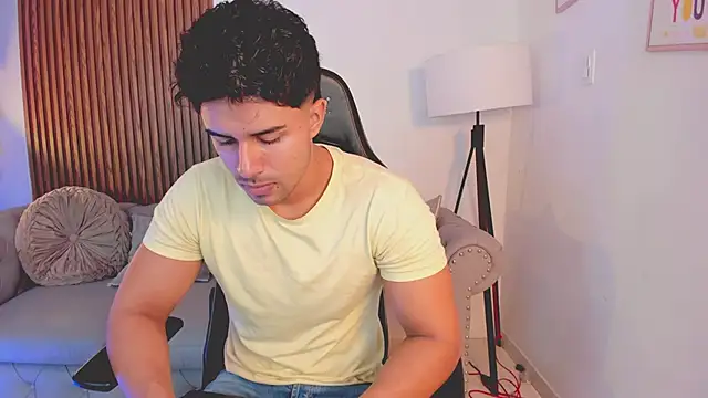 liam collins21 online show from 10.26.25