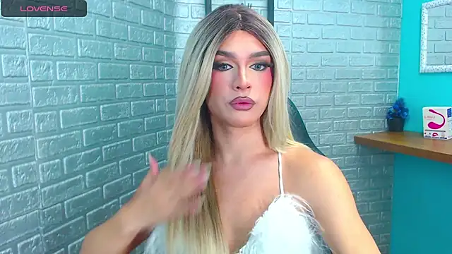 Snapshot of Mike_Nourr chatting on 09.24.25 Mike Nourr online show from 09.24.25