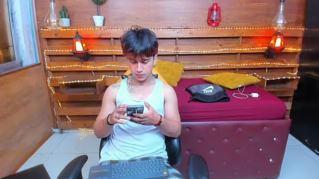 alex 477 online show from 09.19.25