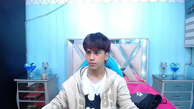 alex 477 online show from 09.23.25