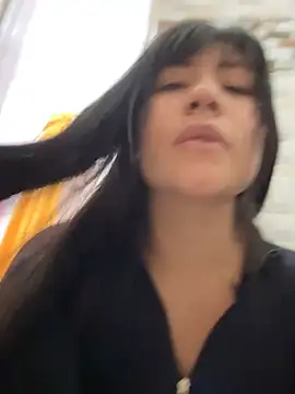 kim monti online show from 04.08.26