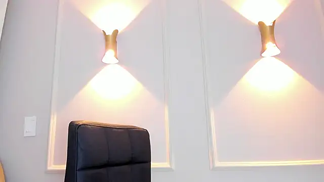 Lia walton online show from 02.10.25