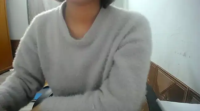 Michiko1 online show from 02.25.25