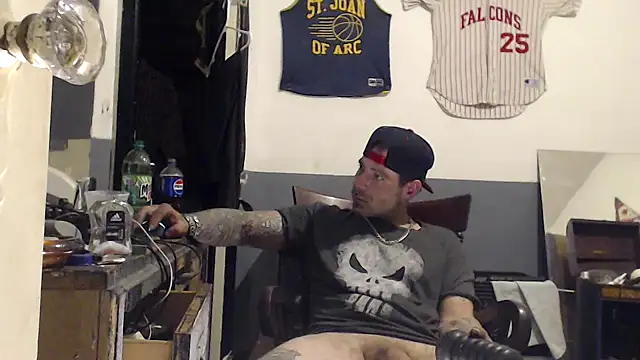 Snapshot of sledge901 chatting on 02.17.26 sledge901 online show from 02.17.26