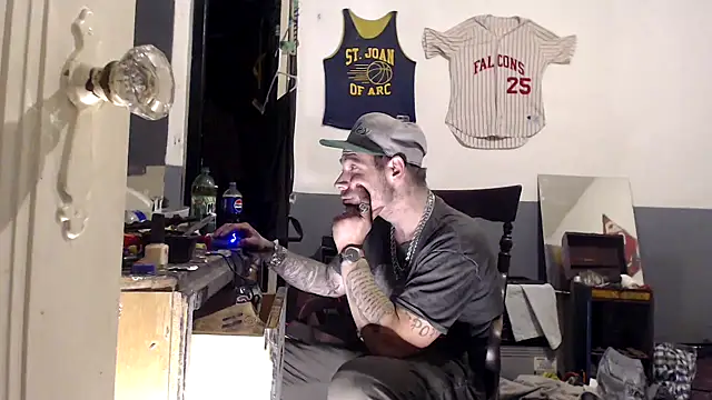 Snapshot of sledge901 chatting on 02.20.26 sledge901 online show from 02.20.26