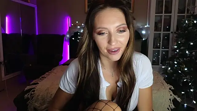 JoanneGG online show from 12.13.24