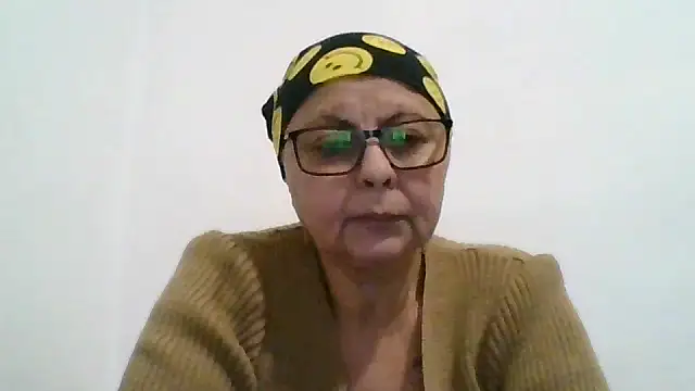 roseblak42 online show from 11.17.25