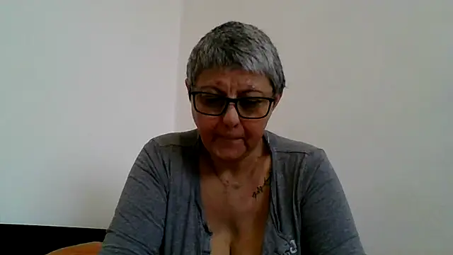 roseblak42 online show from 01.07.26